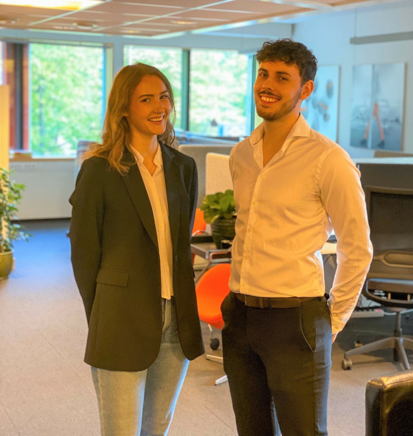 Foto Interns Nora og Tobias V2