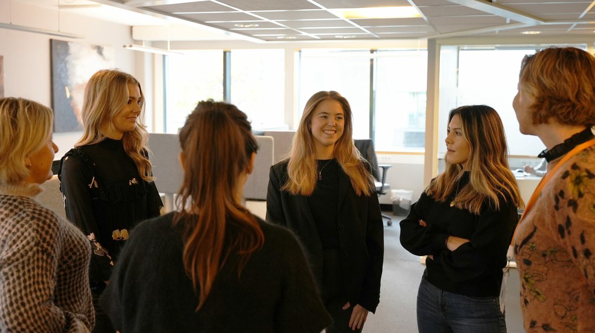 Interns4